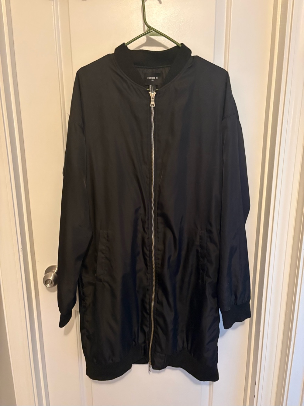 Forever 21 Los Angeles Graffiti Graphic Longline Bomber Jacket size L